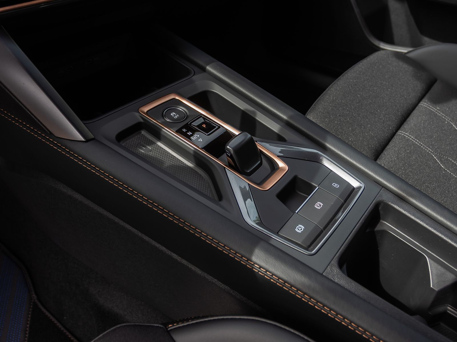 Cupra Leon Sportstourer 1.5eTSI ACC LED EPH KESSY
