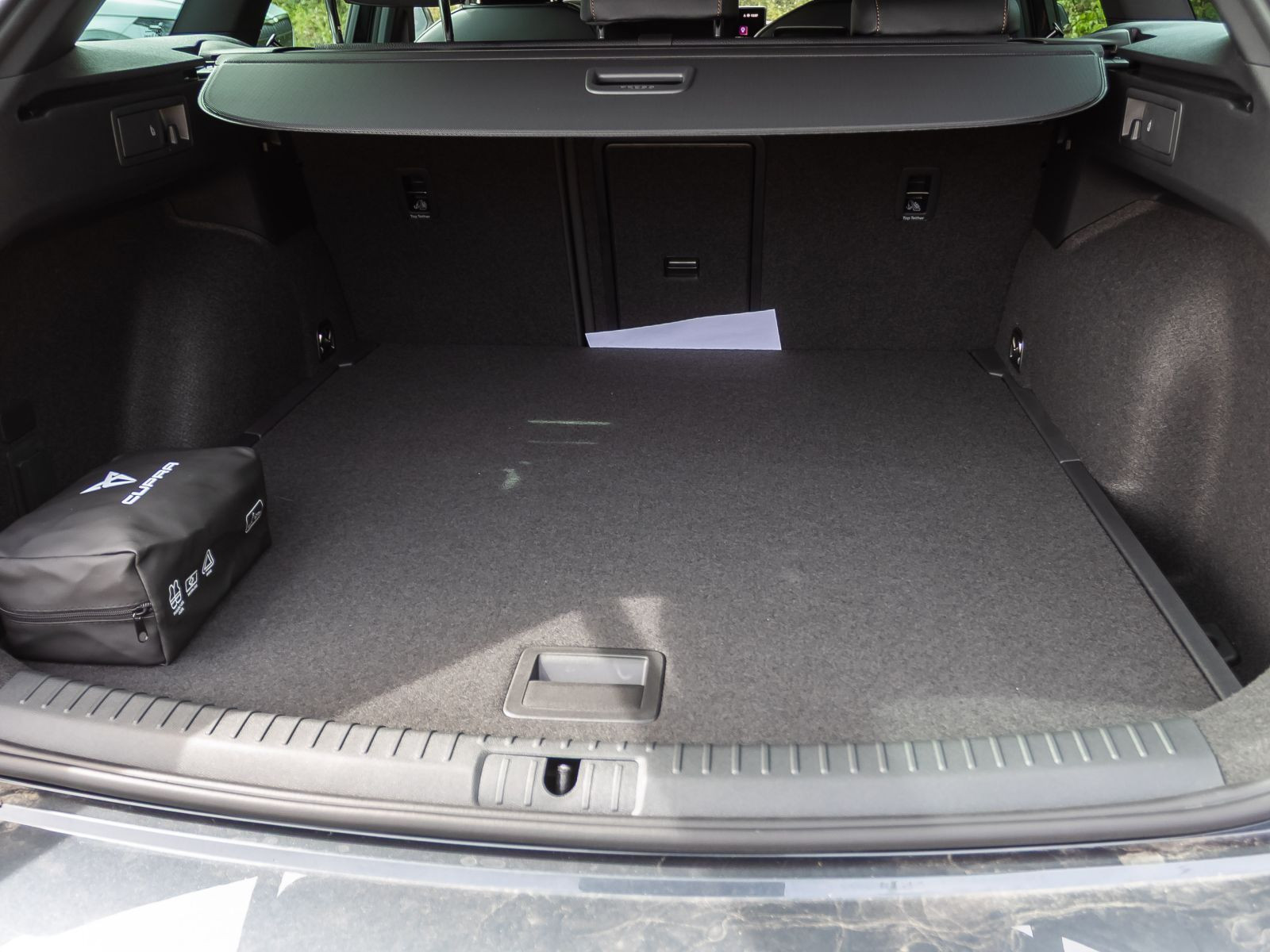 Cupra Leon Sportstourer 1.5eTSI ACC LED EPH KESSY