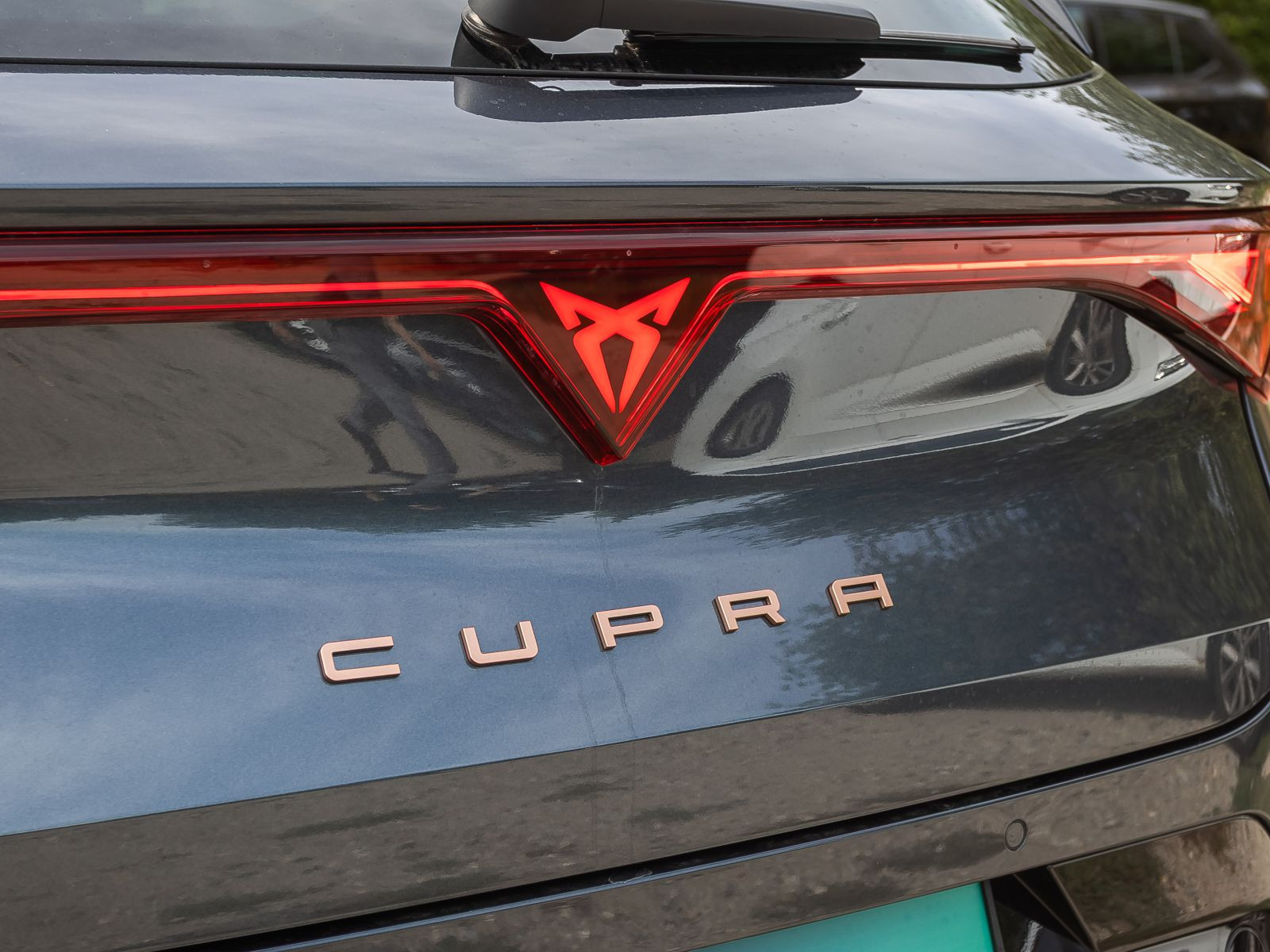Cupra Leon Sportstourer 1.5eTSI ACC LED EPH KESSY
