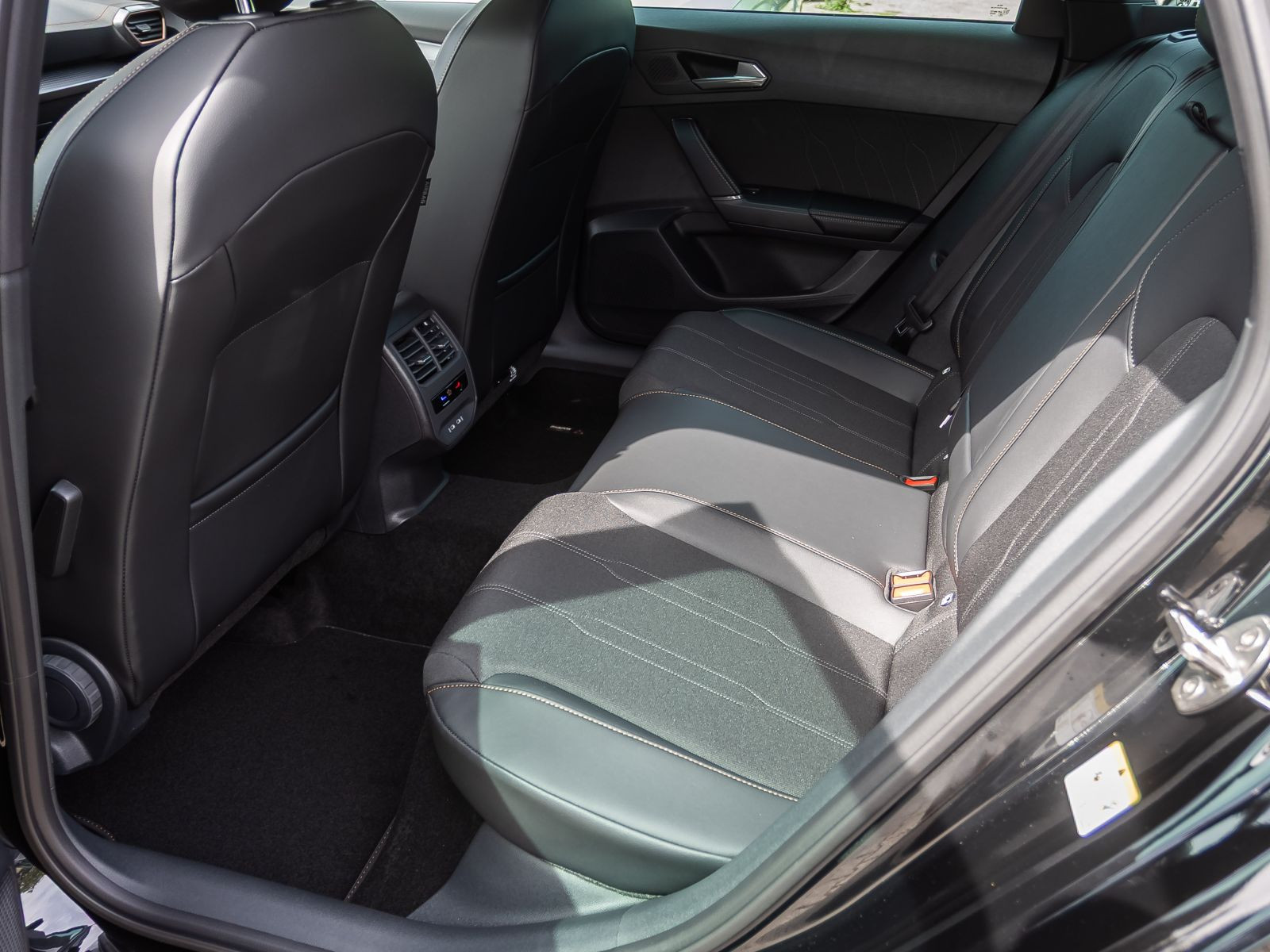 Cupra Leon Sportstourer 1.5eTSI ACC LED EPH Kessy