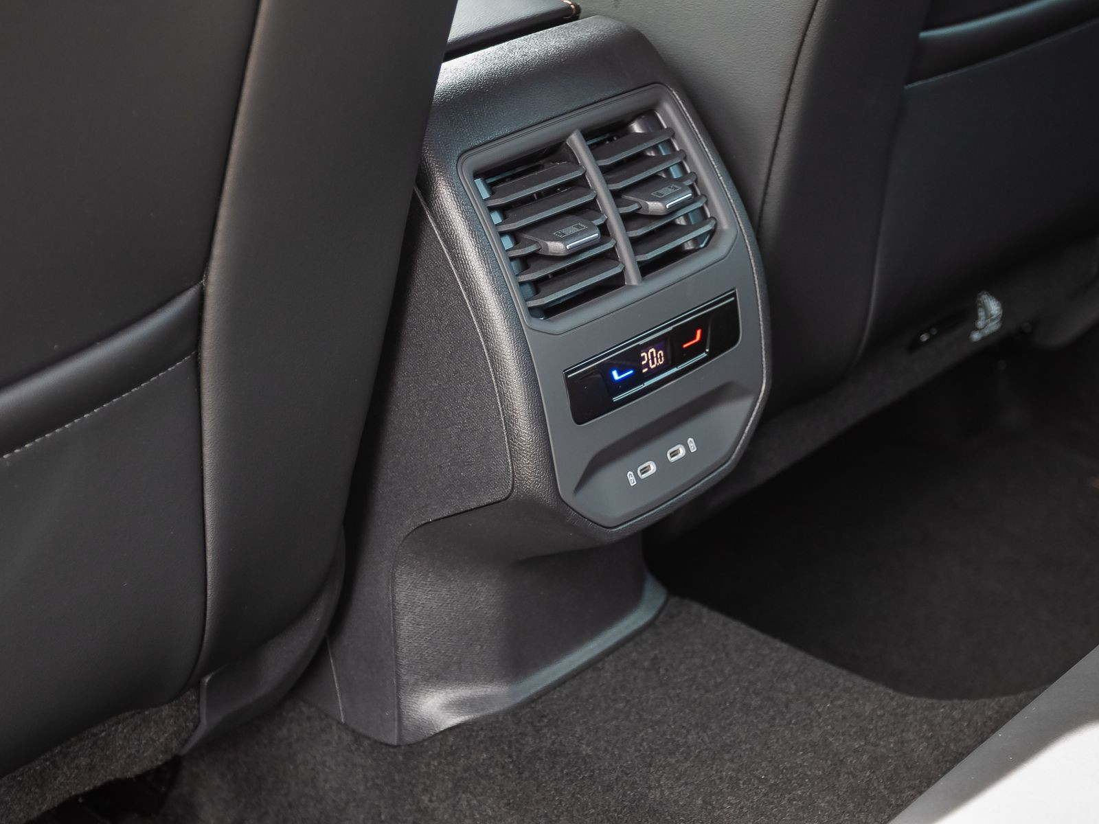 Cupra Leon Sportstourer 1.5eTSI ACC LED EPH Kessy