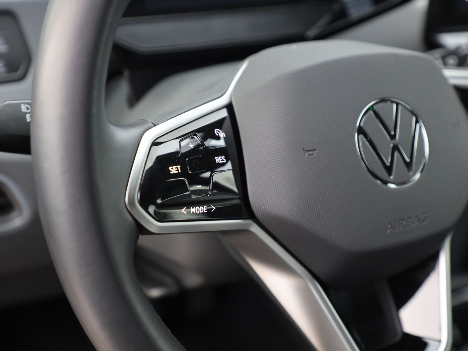 Volkswagen ID.3 Pro Performance Navi LED Standklima DAB EPH