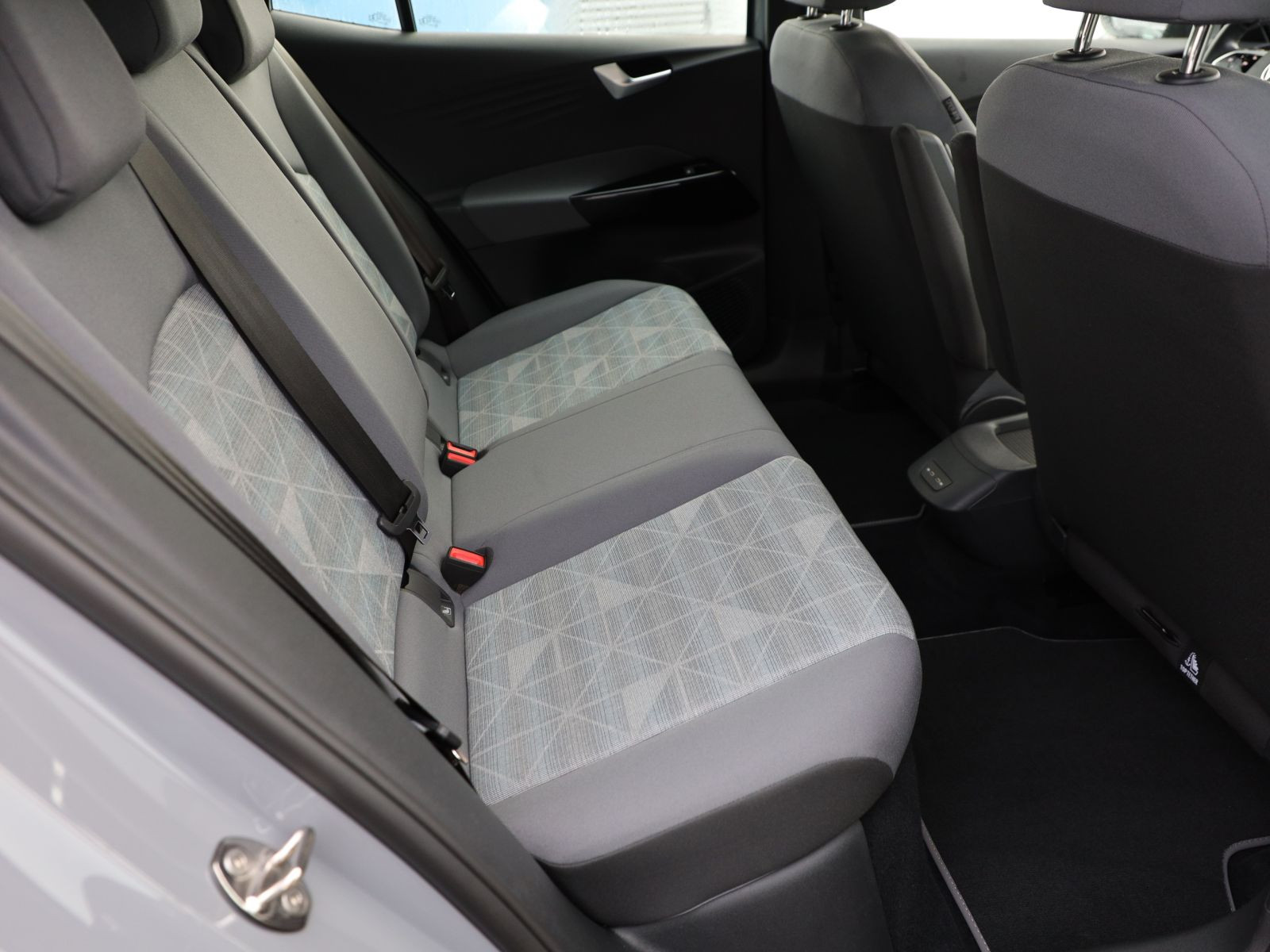 Volkswagen ID.3 Pro Performance Navi LED Standklima DAB EPH