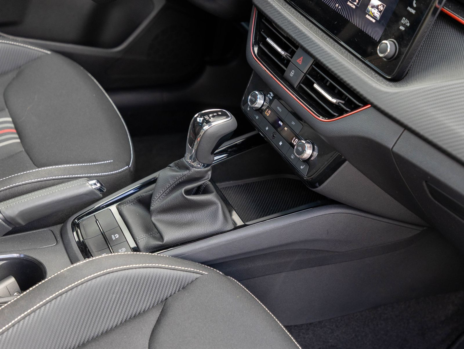 Skoda Kamiq Monte Carlo 1.0TSI 85kW LED ACC Panorama