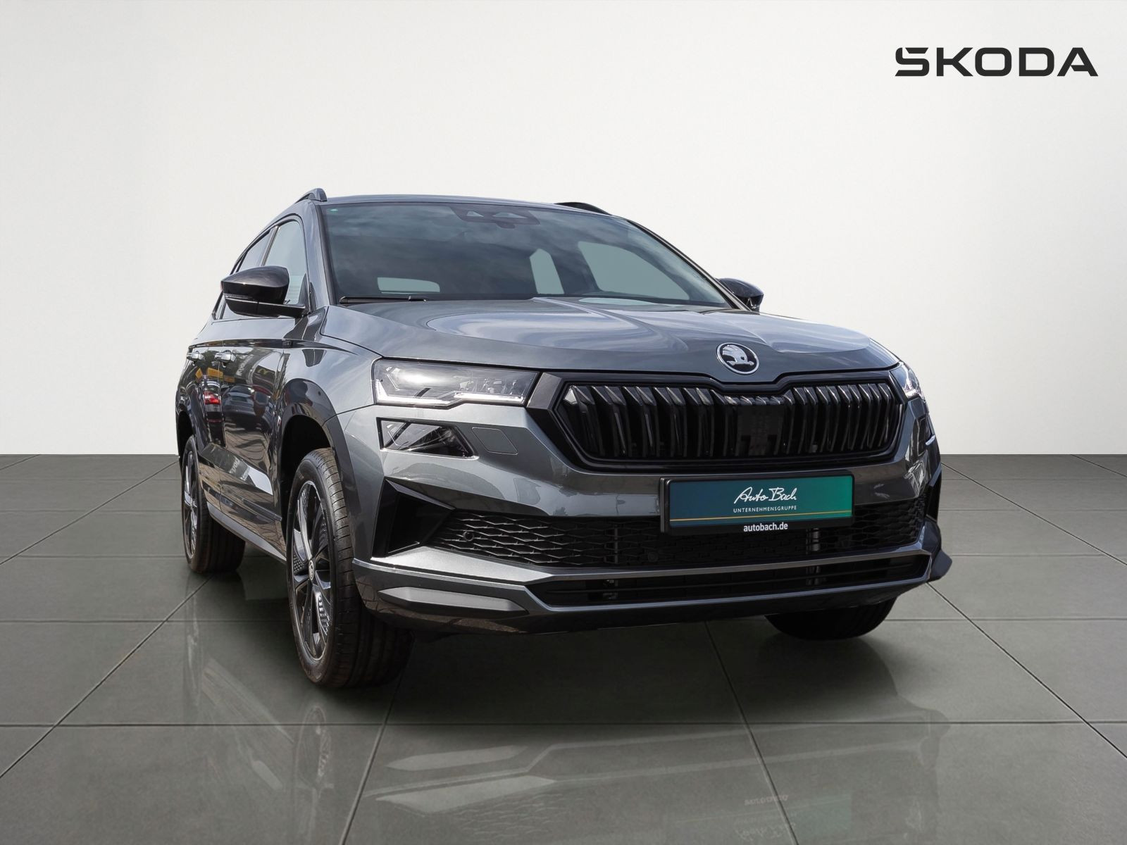 Skoda Karoq Sportline 1.5TSI ACC LED Navi AHK Panorama