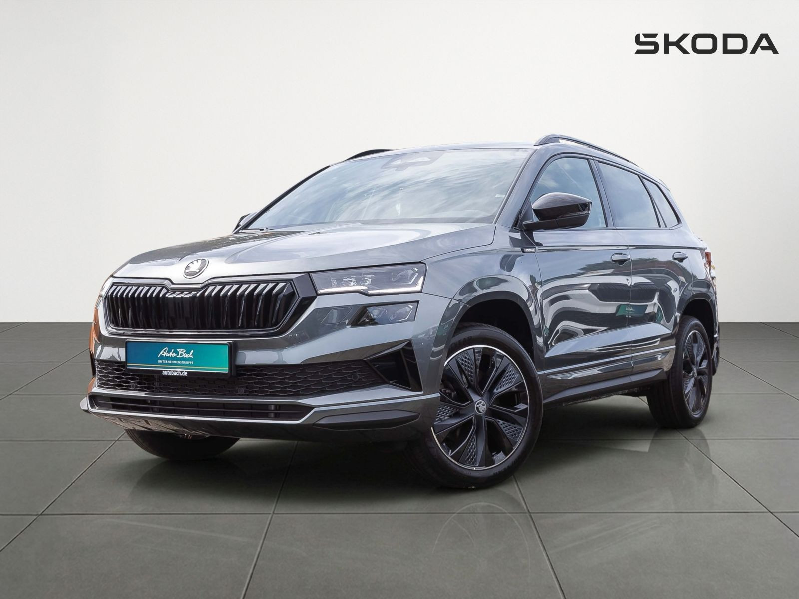Skoda Karoq Sportline 1.5 TSI ACC Navi LED AHK Panorama