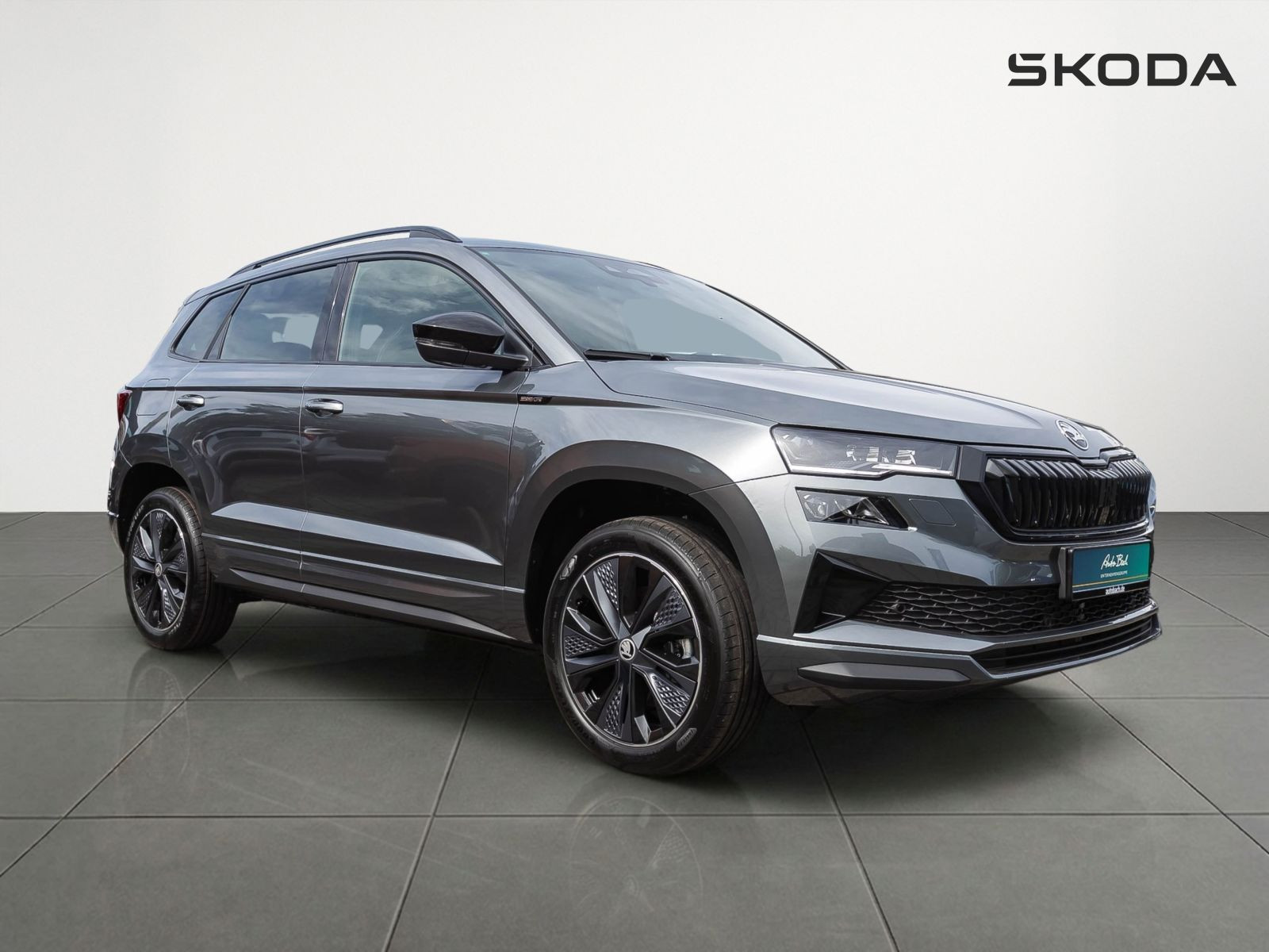 Skoda Karoq Sportline 1.5 TSI ACC Navi LED AHK Panorama