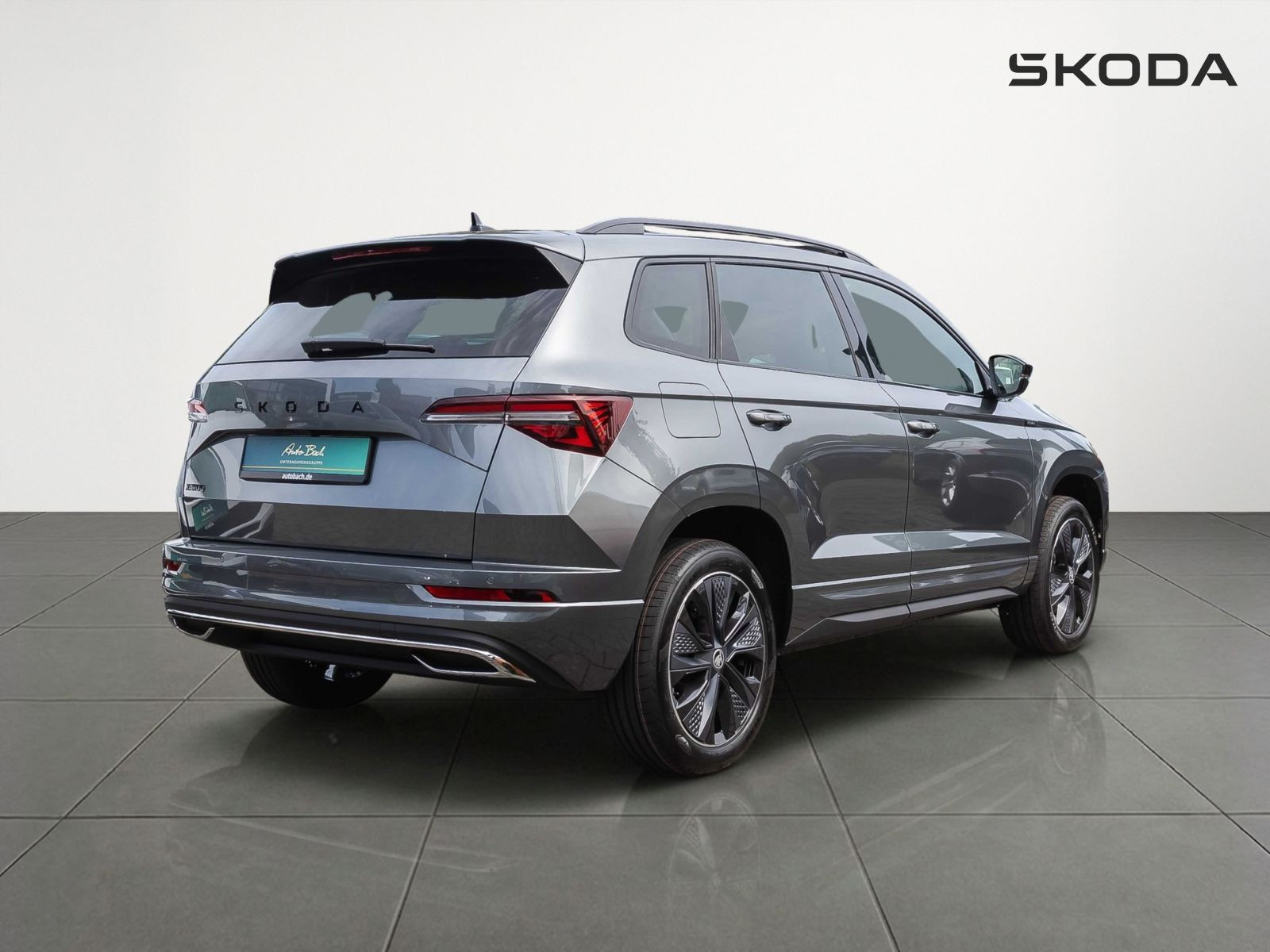 Skoda Karoq Sportline 1.5 TSI ACC Navi LED AHK Panorama