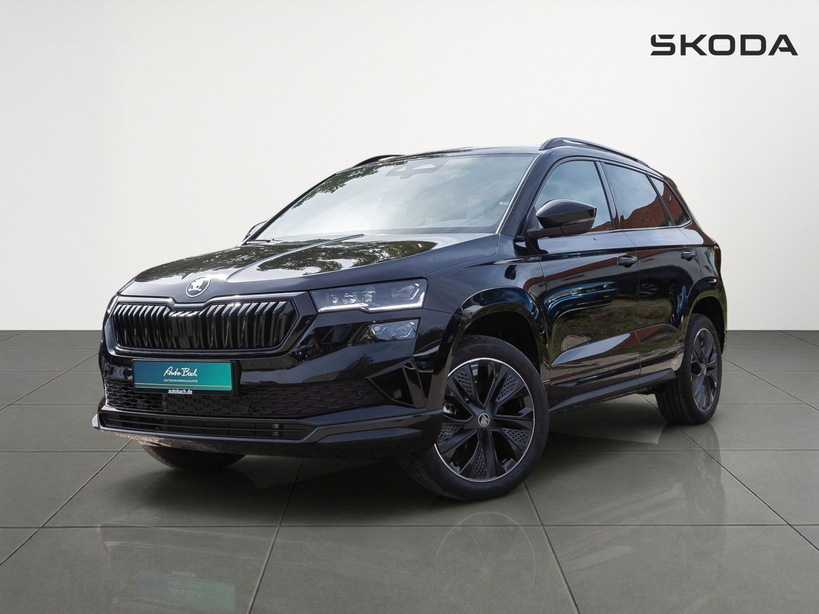 Skoda Karoq Sportline 1.5TSI ACC Panorama Navi LED AHK