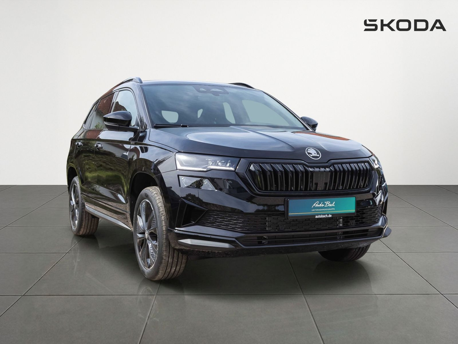 Skoda Karoq Sportline 1.5TSI ACC Panorama Navi LED AHK