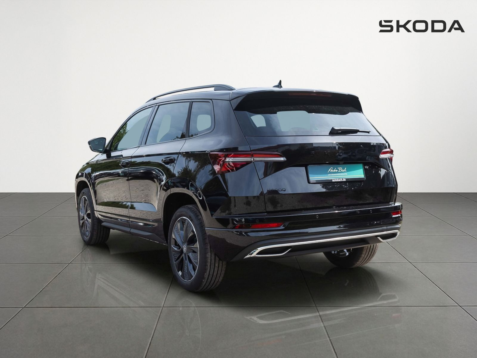 Skoda Karoq Sportline 1.5TSI ACC Panorama Navi LED AHK