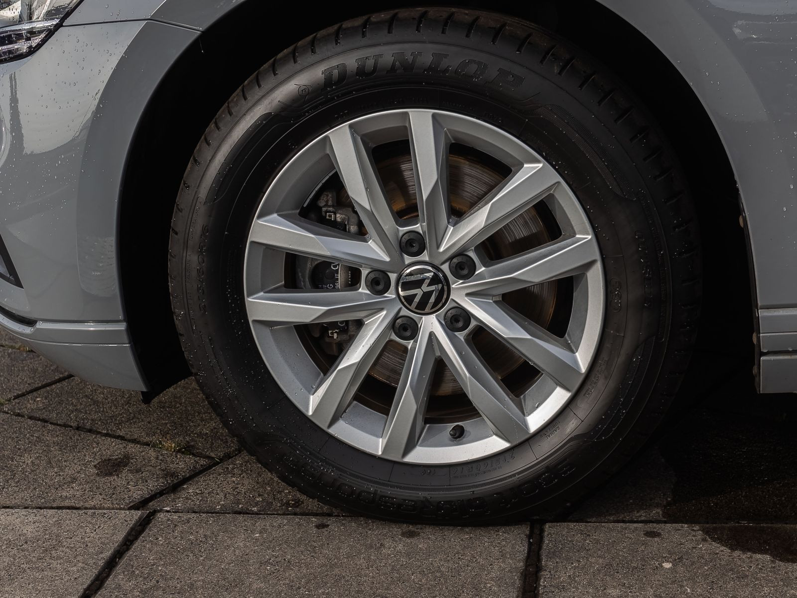 Volkswagen Passat Variant 2.0 TDI Business DSG LED ACC AHK