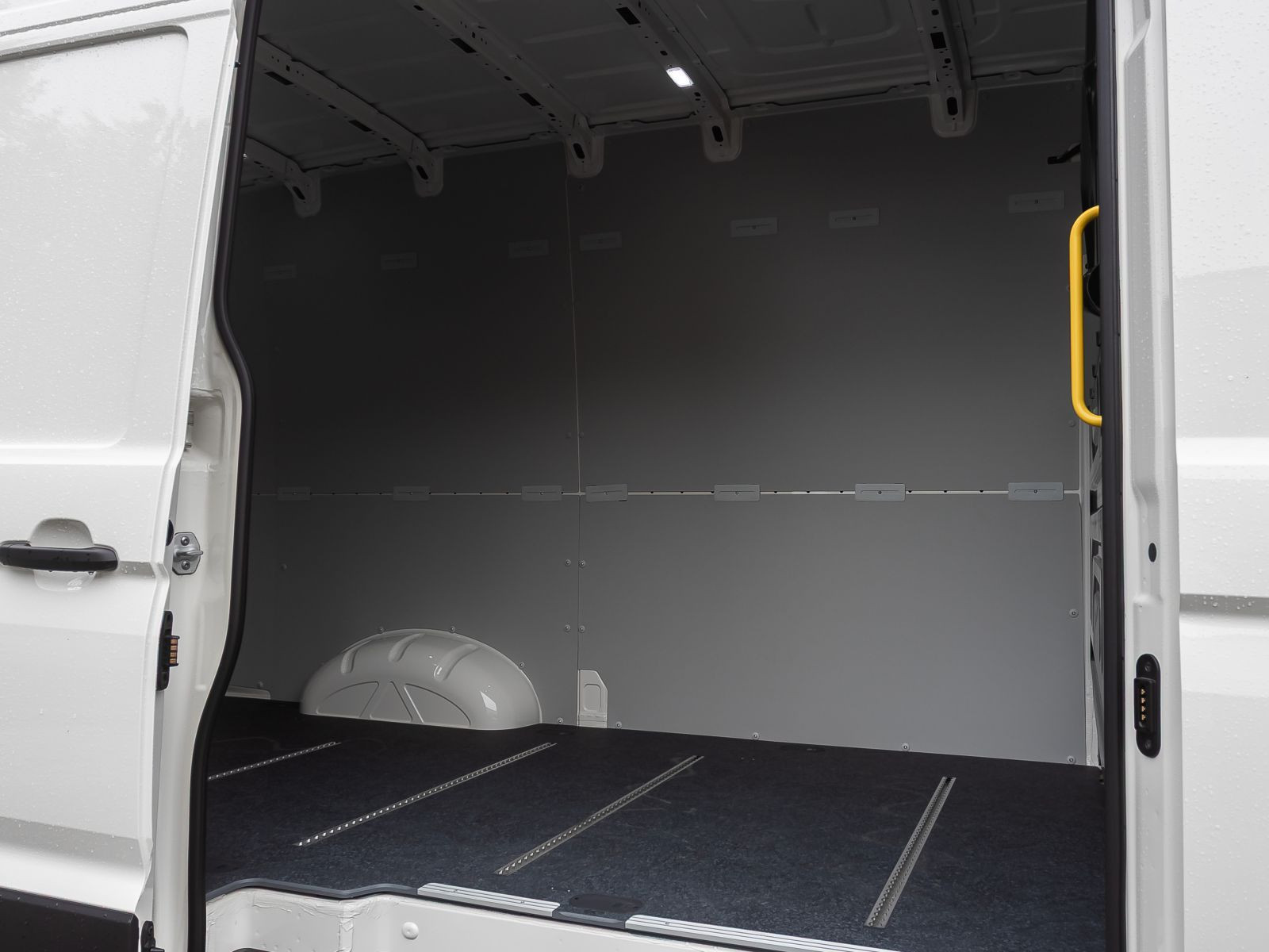 Volkswagen Crafter Kasten 2.0TDI mR LED GRA DAB EPH Carplay
