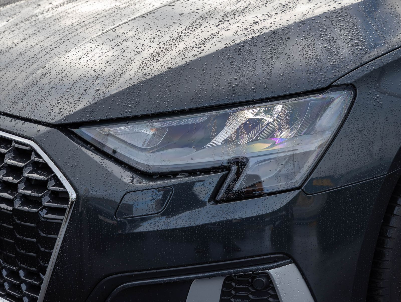Audi A3 Sportback Advanced 30TFSI Stronic LED GRA AHK