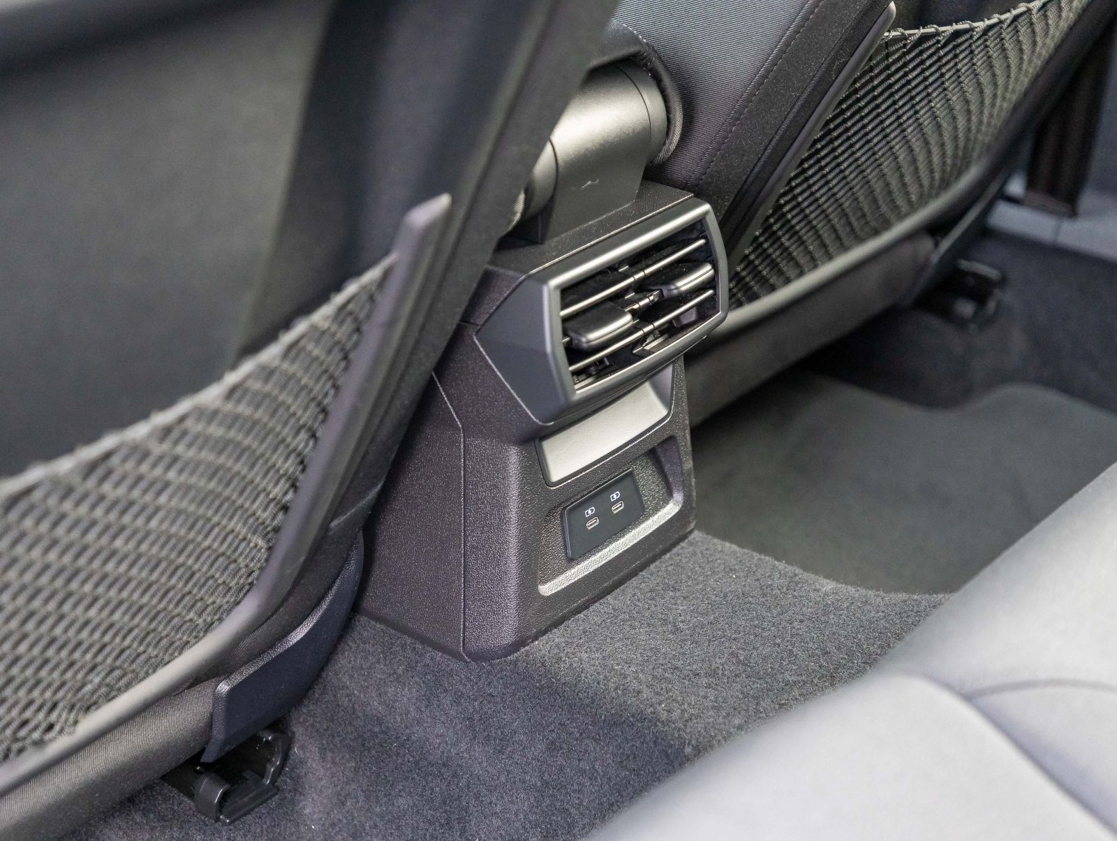 Audi A3 Sportback Advanced 30TFSI Stronic LED GRA AHK