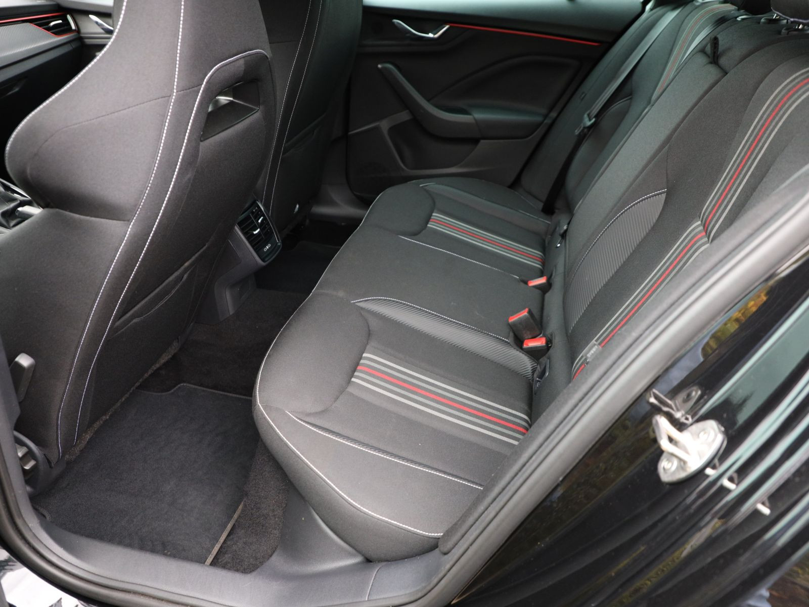 Skoda Kamiq Monte Carlo 1.0TSI 85kW DSG Panoramadach LED