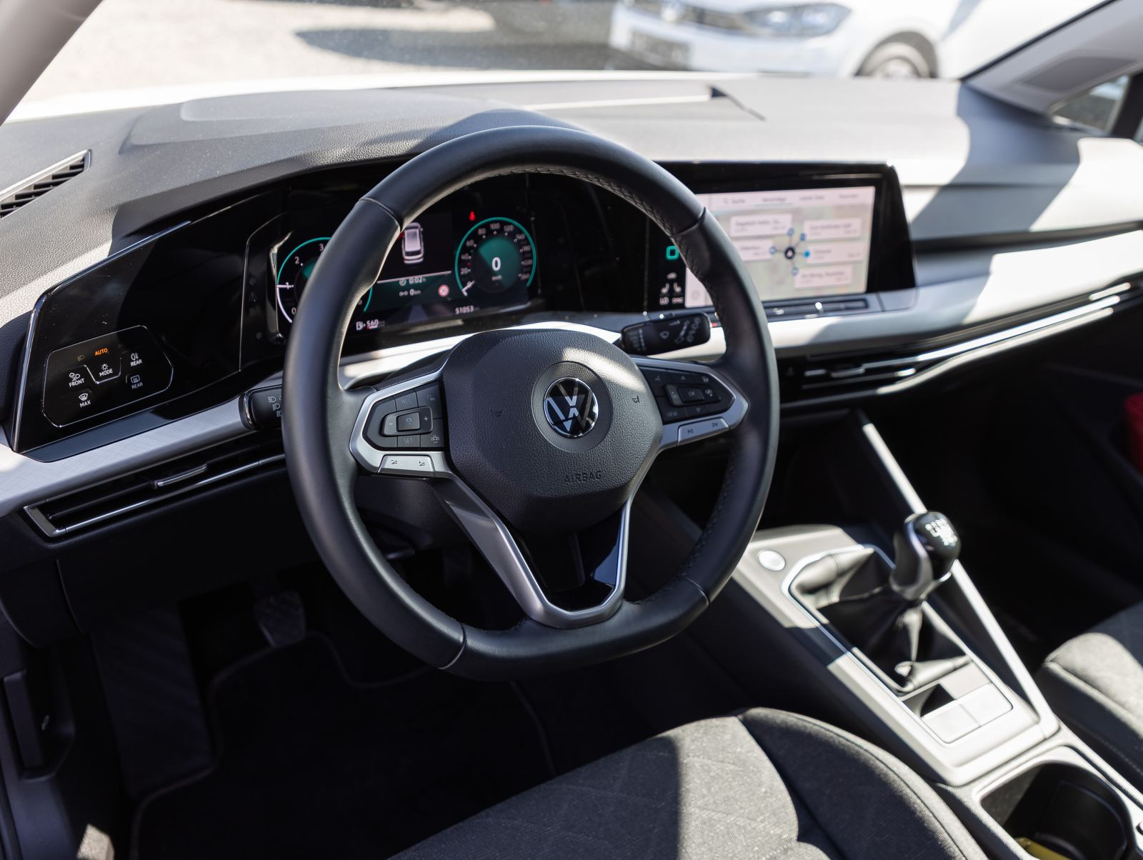 Volkswagen Golf Variant 2.0 TDI Life Navi Matrix AHK EPH