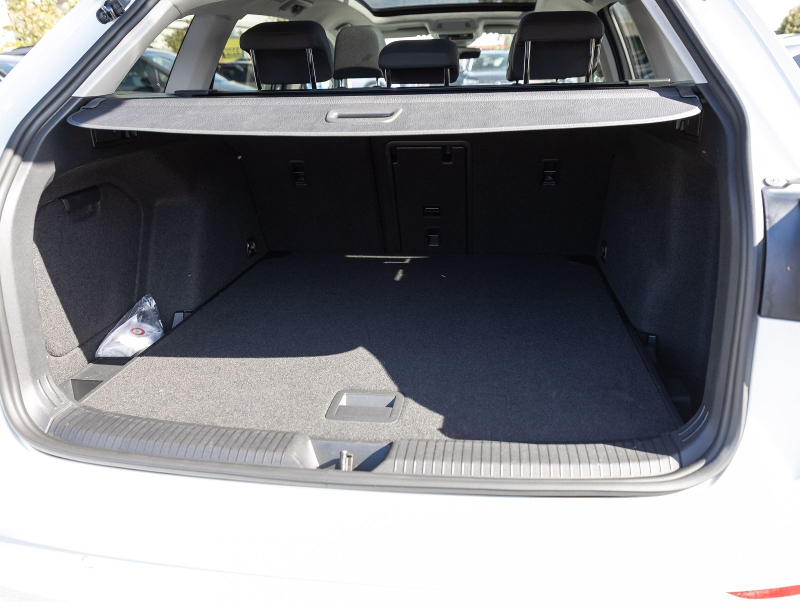 Volkswagen Golf Variant 2.0 TDI Life Navi Matrix AHK EPH