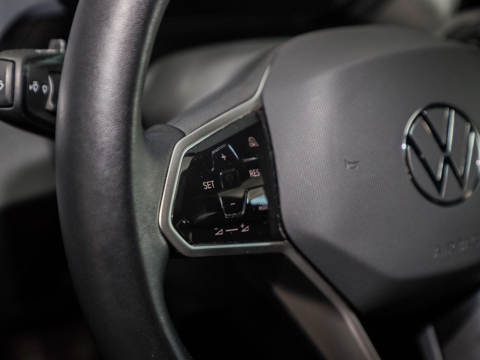 Volkswagen ID.4 Pure electric, Navi, LED, Rückfahrkamera, Standklimatisierung, App-Connect