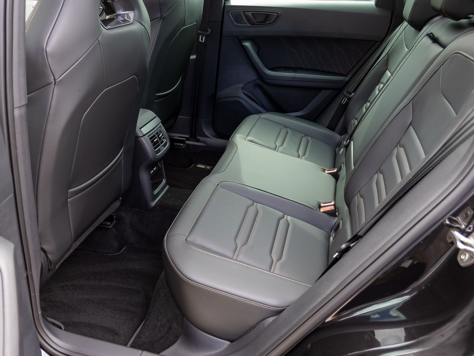 Cupra Ateca 2.0 TSI DSG 4x4 Navi LED ACC AHK