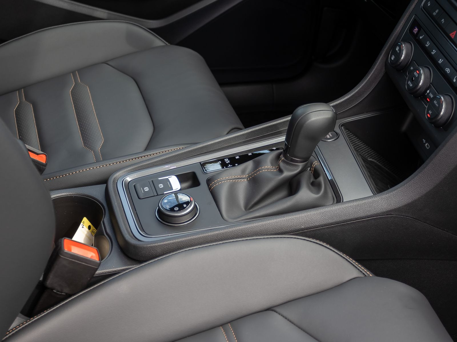 Cupra Ateca 2.0 TSI DSG 4x4 Navi LED ACC AHK