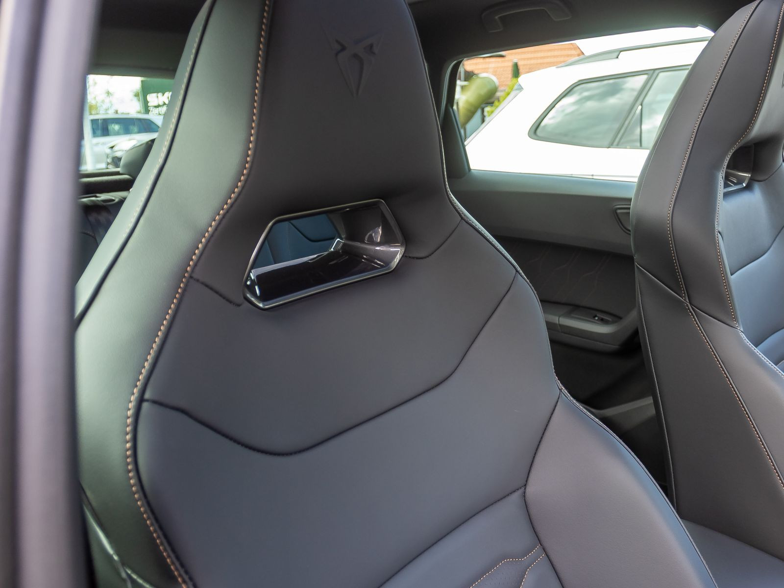 Cupra Ateca 2.0 TSI DSG 4x4 Navi LED ACC AHK