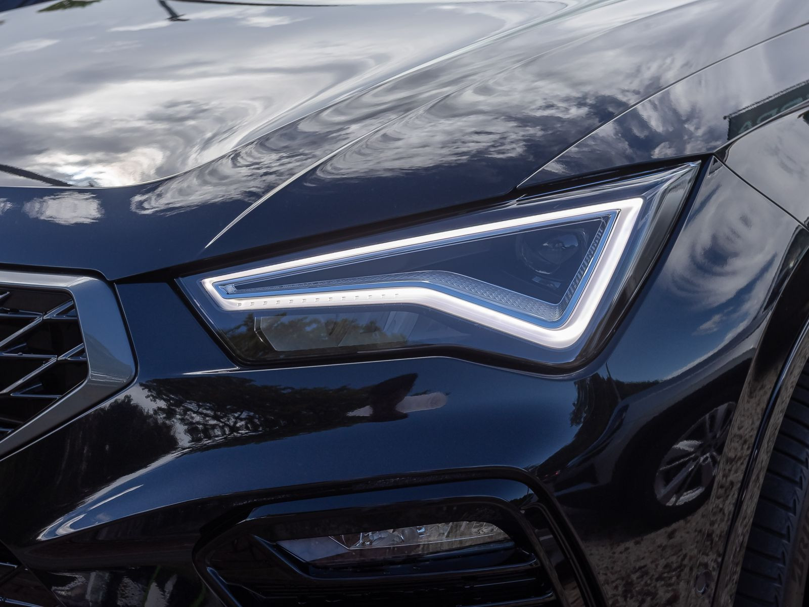 Cupra Ateca 2.0 TSI DSG 4x4 Navi LED ACC AHK