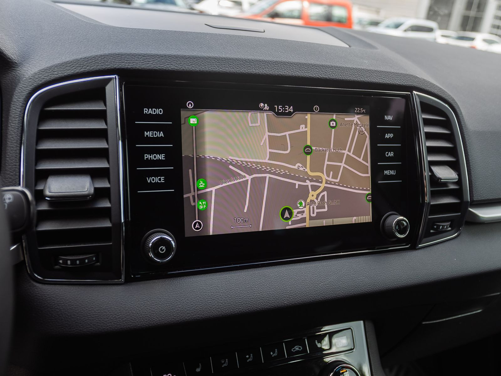 Skoda Karoq Tour 1.5TSI ACC Navi EPH LED CarPlay
