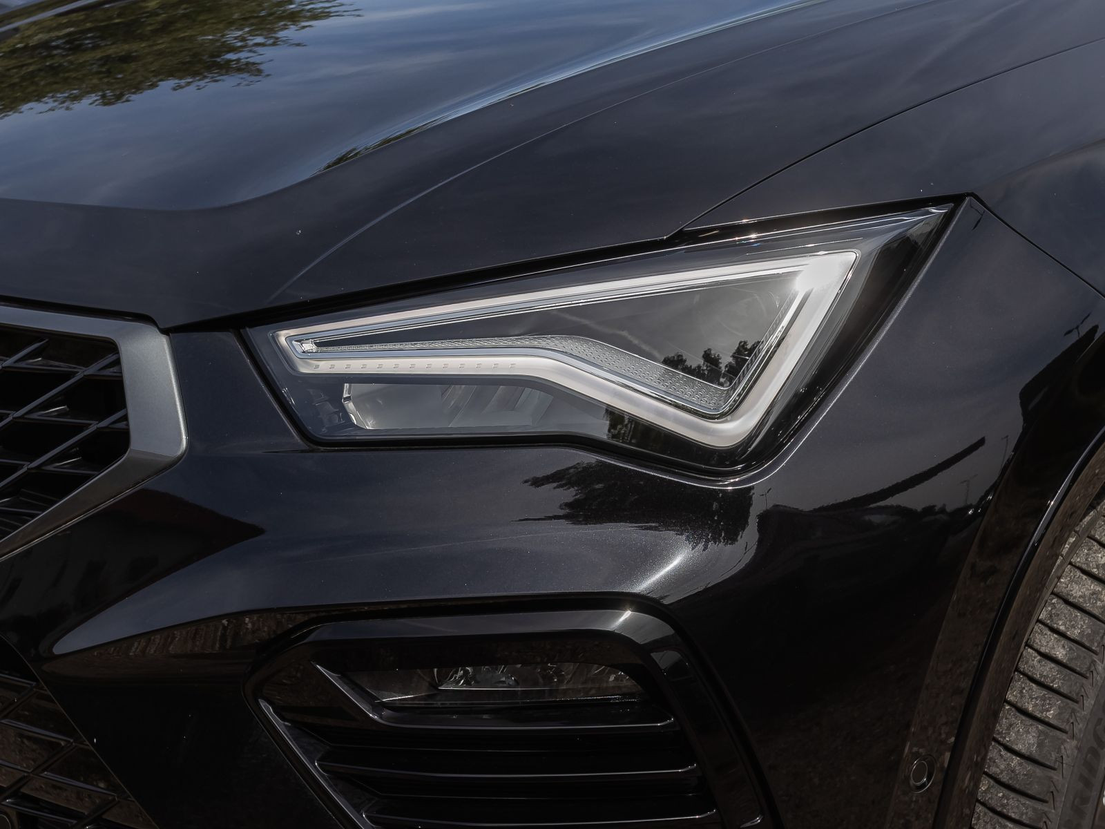 Cupra Ateca 2.0 TSI DSG 4x4 Navi LED ACC AHK