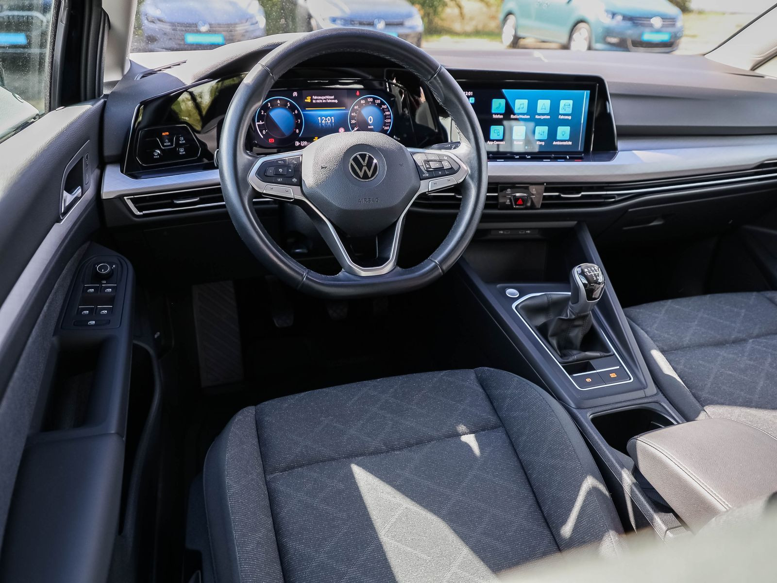Volkswagen Golf VIII Variant 1.0 TSI Life, Navi, LED, App-Connect, Klima
