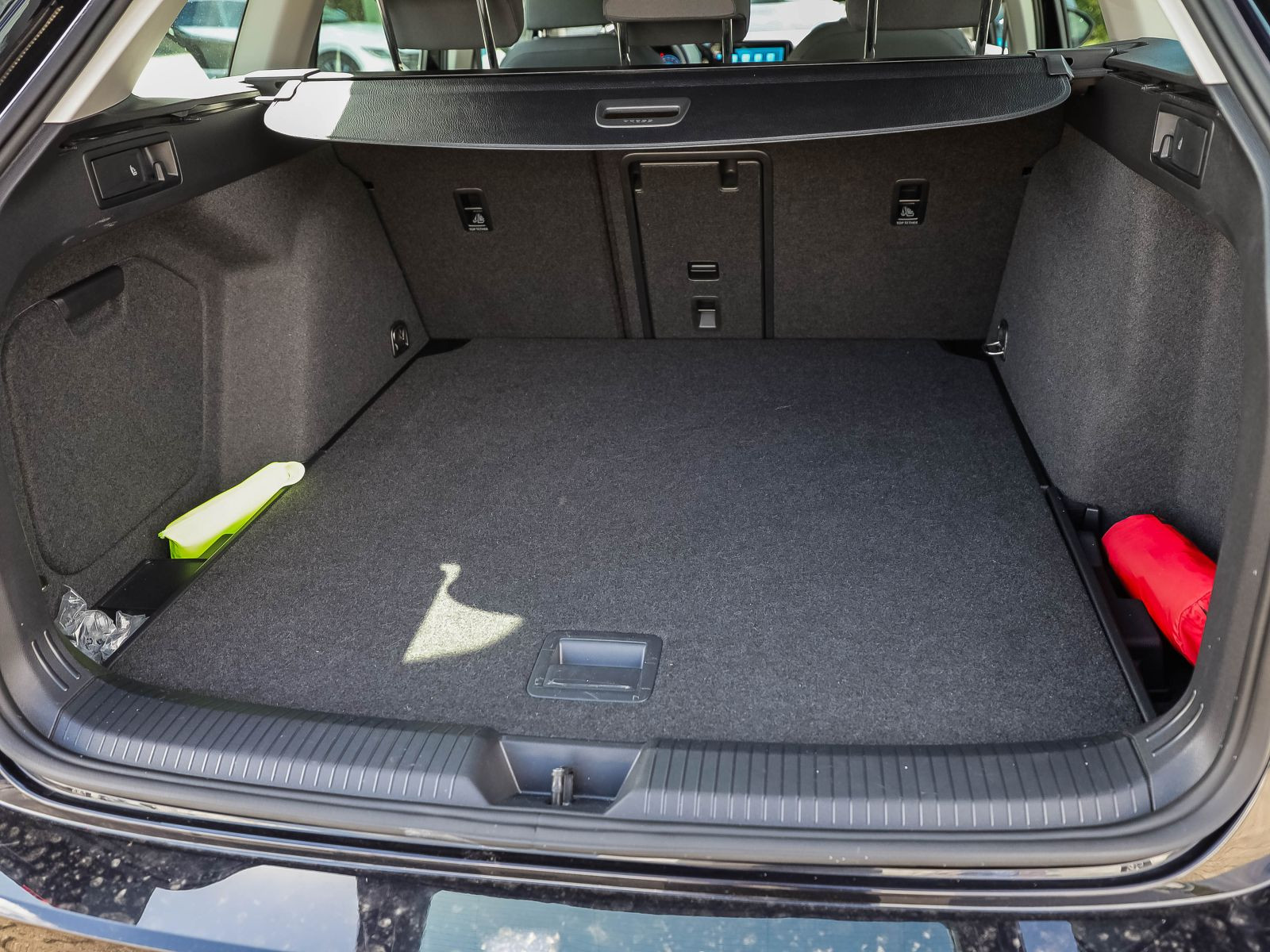 Volkswagen Golf VIII Variant 1.0 TSI Life, Navi, LED, App-Connect, Klima