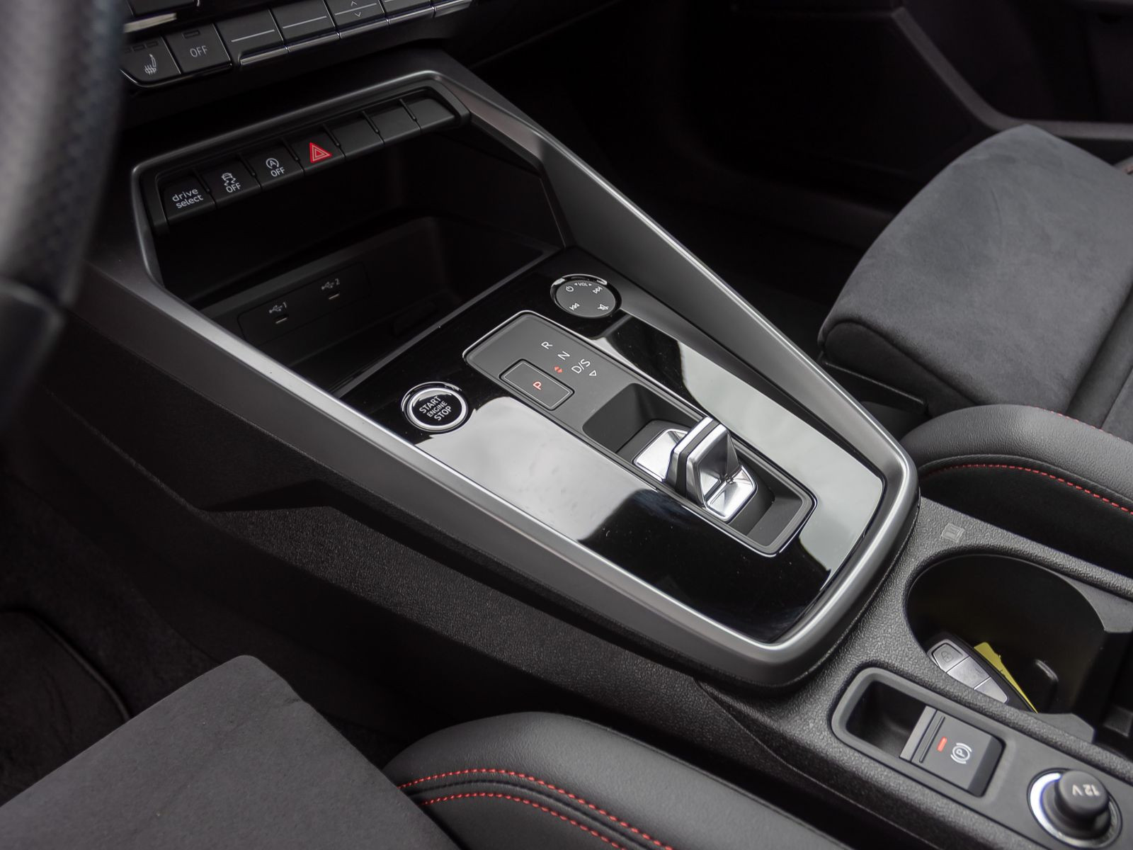Audi A3 Sportback S line 35TFSI Stronic Navi LED ACC