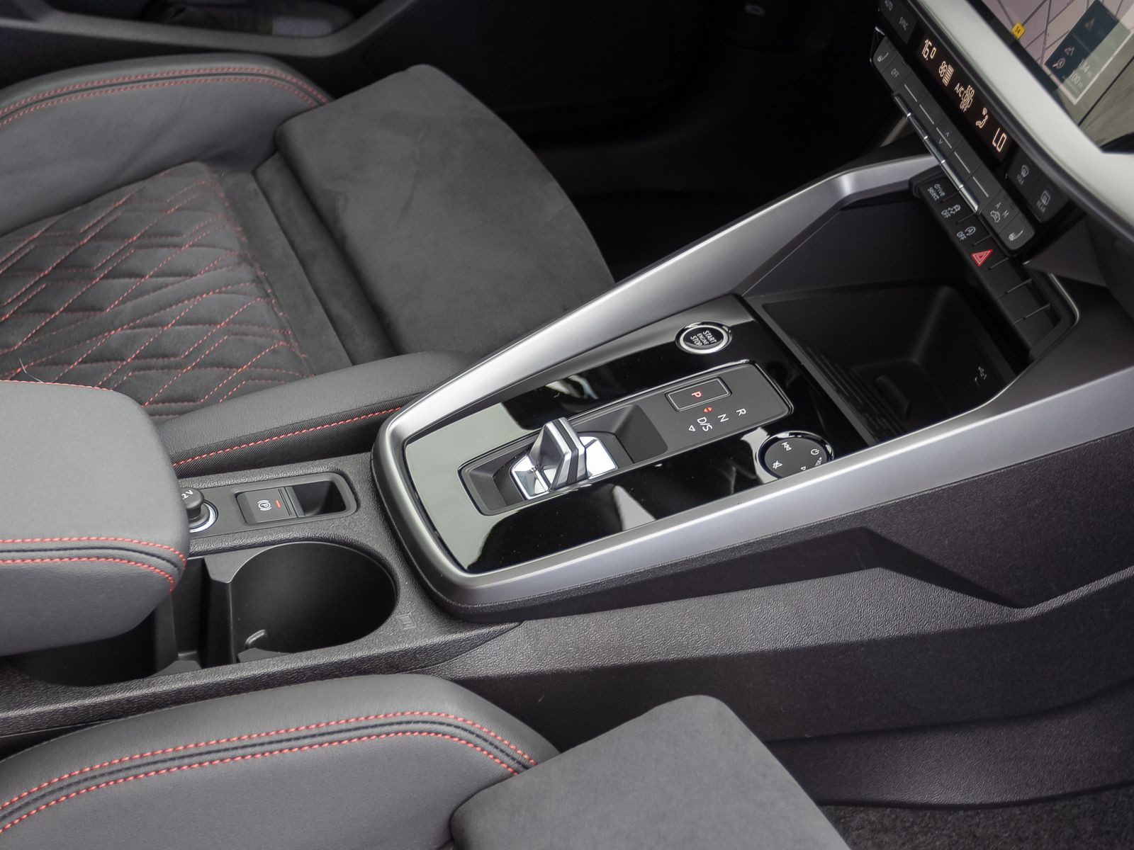 Audi A3 Sportback S line 35TFSI Stronic Navi LED ACC