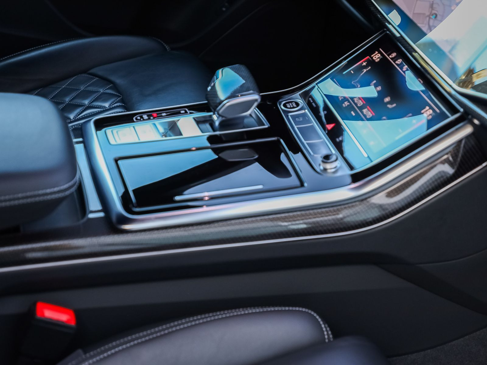 Audi Q7 S line 50TDI qu Navi Matrix AIR GRA EPH DAB AHK