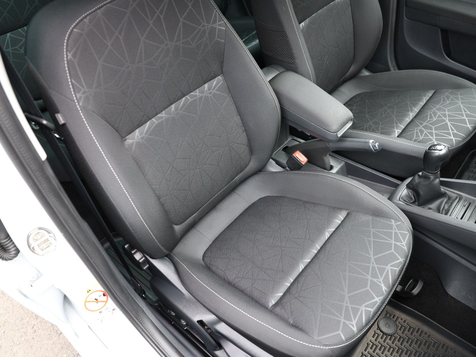 Skoda Fabia Combi Clever 1,0l TSI LED GRA Sitzhzg Car Play