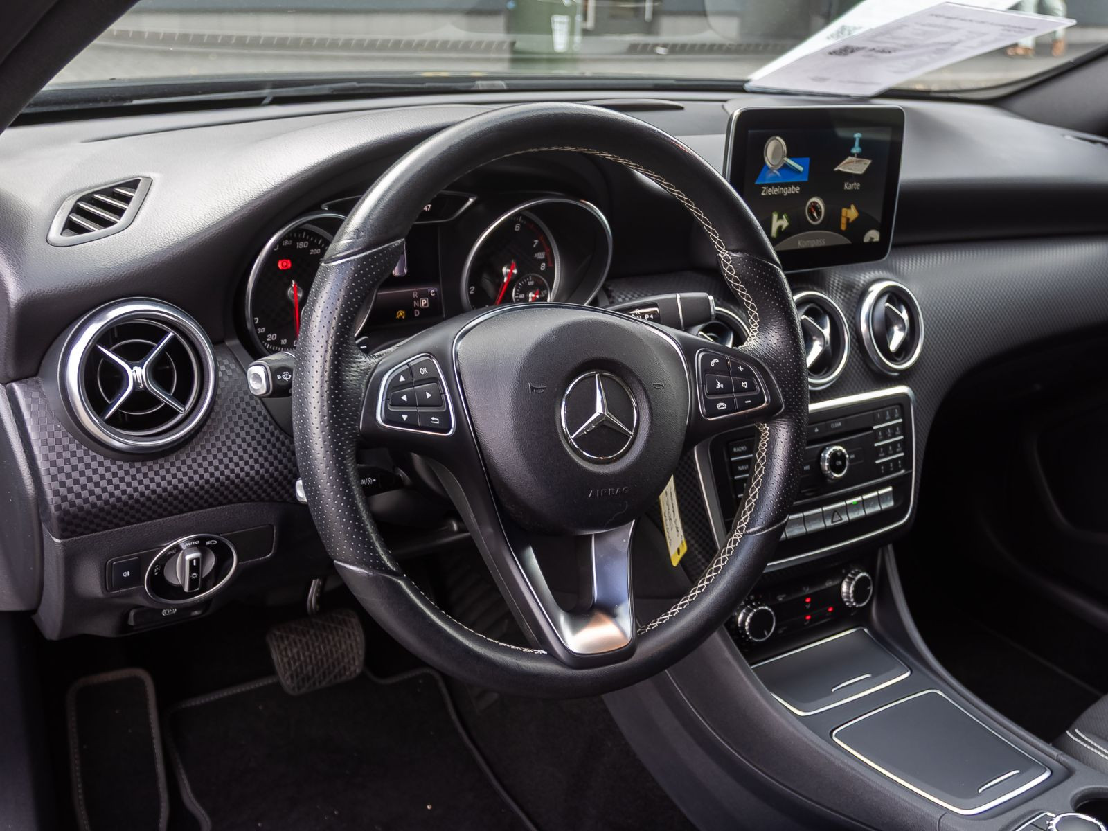 Mercedes-Benz A 180 Urban Navi EPH LED GRA