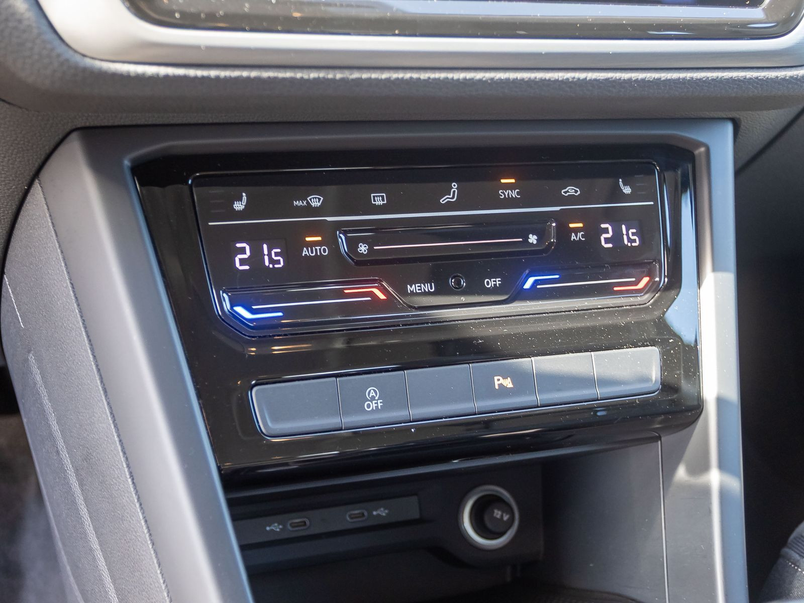 Volkswagen Touran 2.0 TDI Comfortline Navi LED AHK ACC EPH