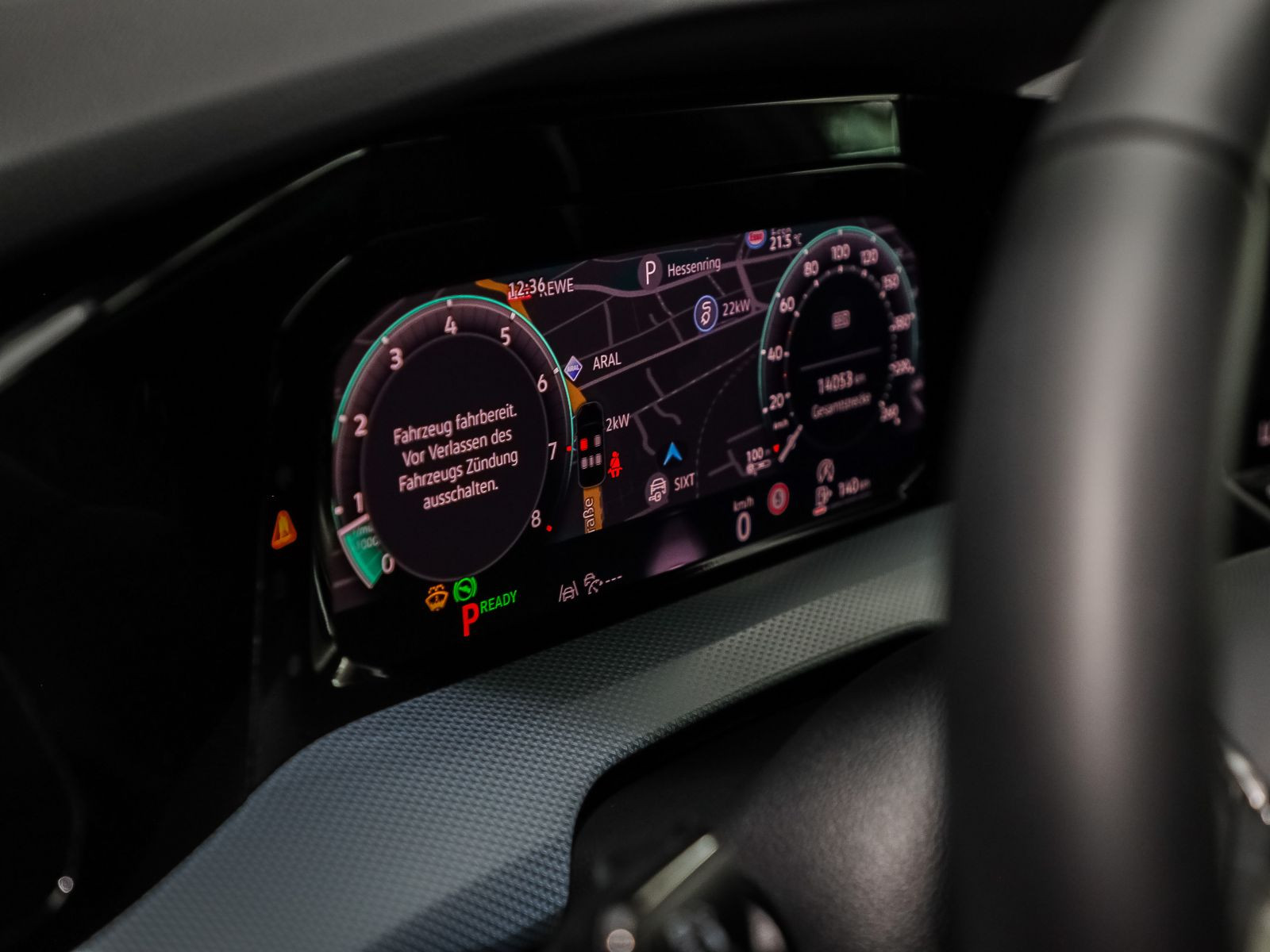 Volkswagen Golf VIII 1.5 eTSI DSG ENERGY, Navi, LED, Rückfahrkamera, App-Connect