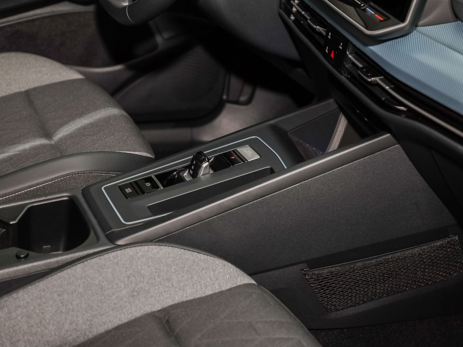 Volkswagen Golf VIII 1.5 eTSI DSG ENERGY, Navi, LED, Rückfahrkamera, App-Connect