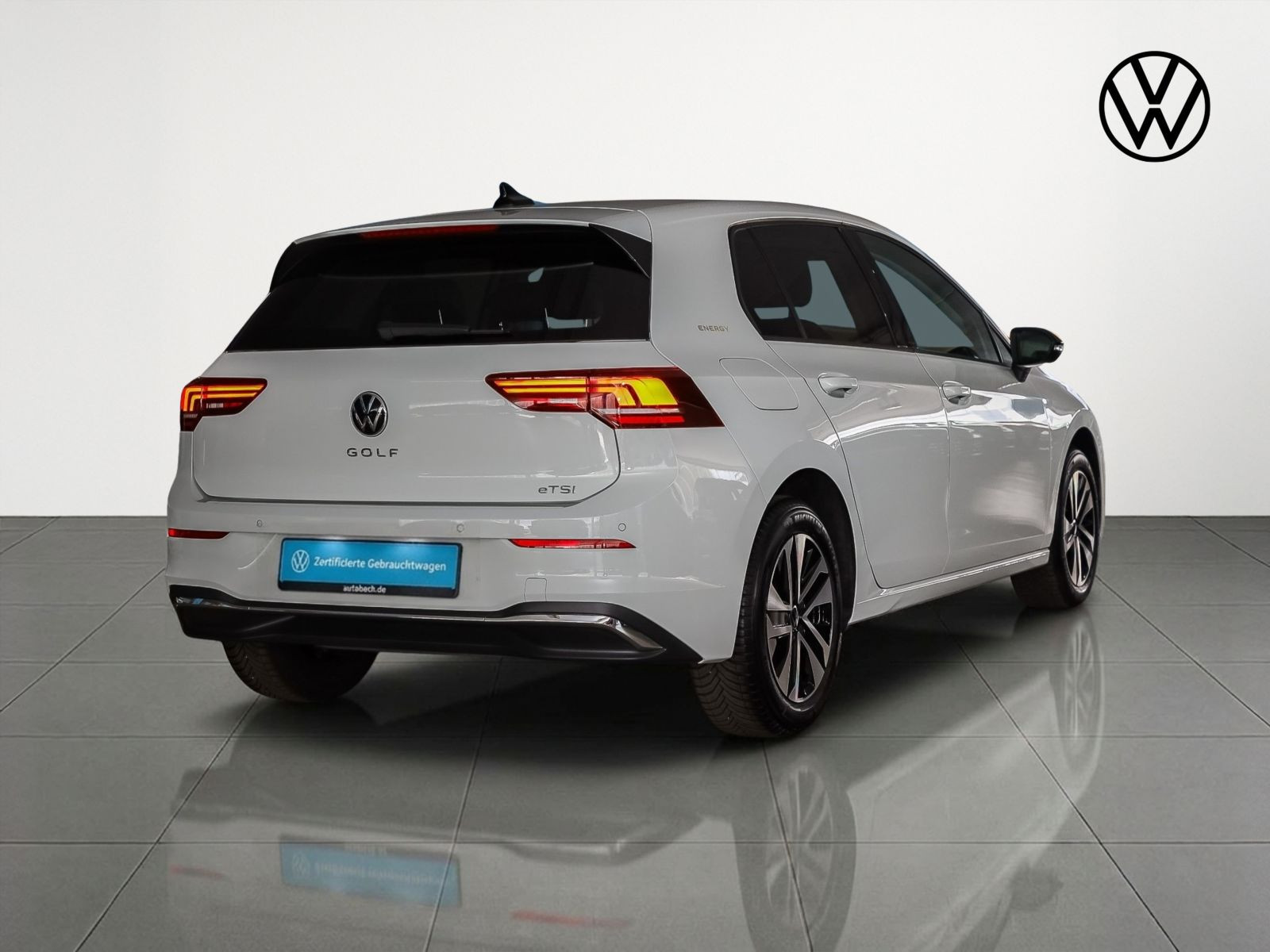 Volkswagen Golf VIII 1.5 eTSI DSG ENERGY, Navi, LED, Rückfahrkamera, App-Connect