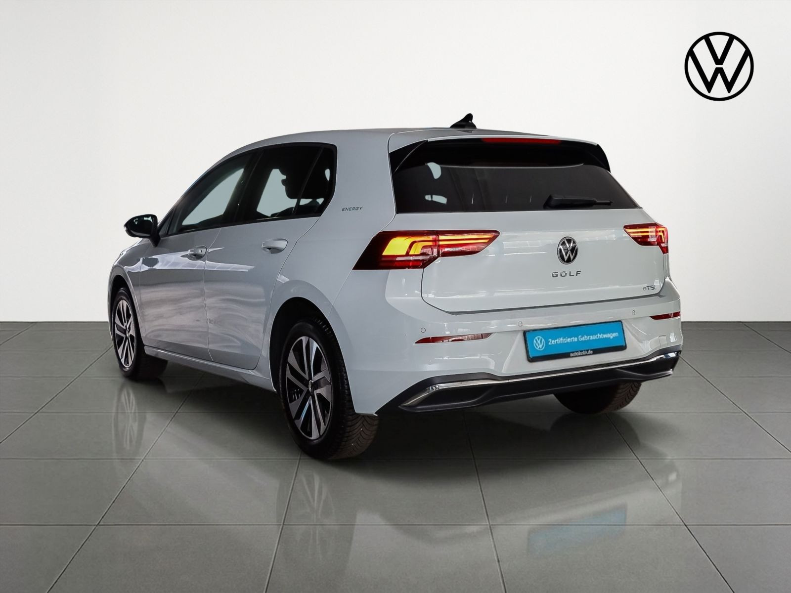 Volkswagen Golf VIII 1.5 eTSI DSG ENERGY, Navi, LED, Rückfahrkamera, App-Connect