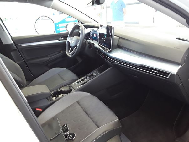 Volkswagen Golf VIII 1.5 eTSI DSG ENERGY, Navi, LED, Rückfahrkamera, App-Connect