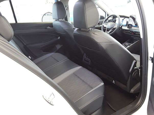Volkswagen Golf VIII 1.5 eTSI DSG ENERGY, Navi, LED, Rückfahrkamera, App-Connect