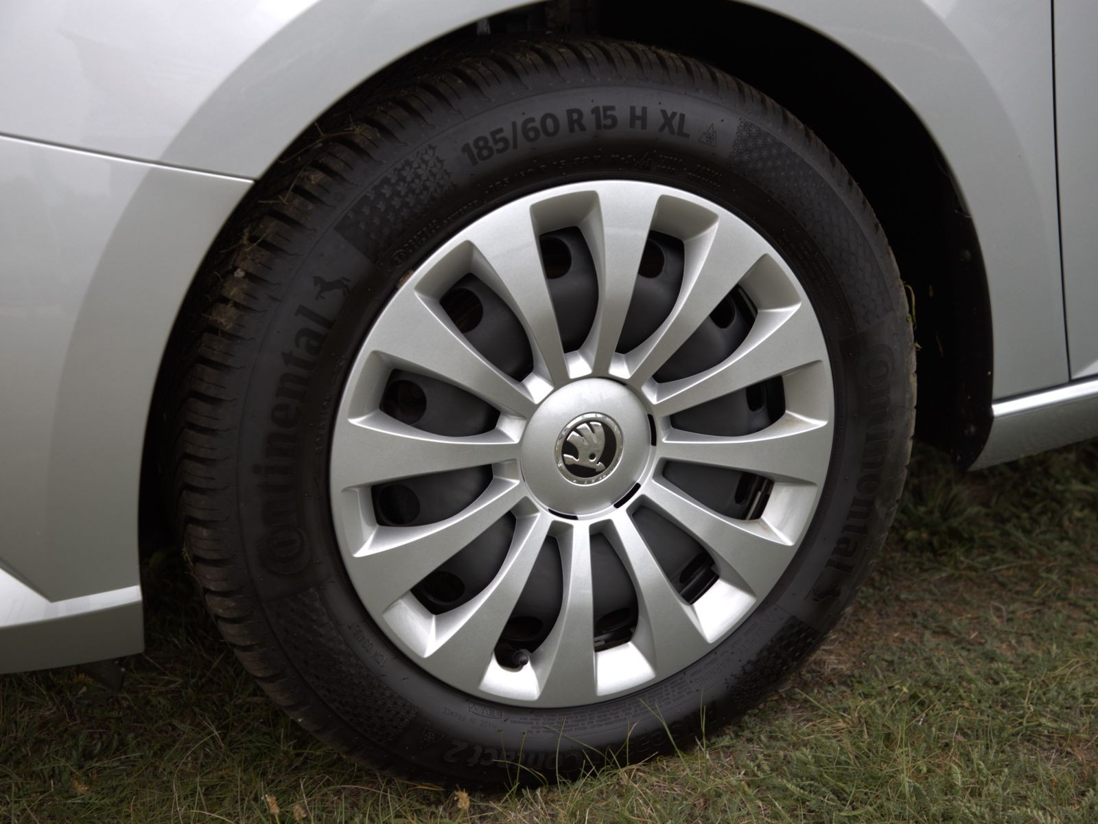 Skoda Fabia Combi Ambition 1.0 TSI GRA Sitzhzg Car Play