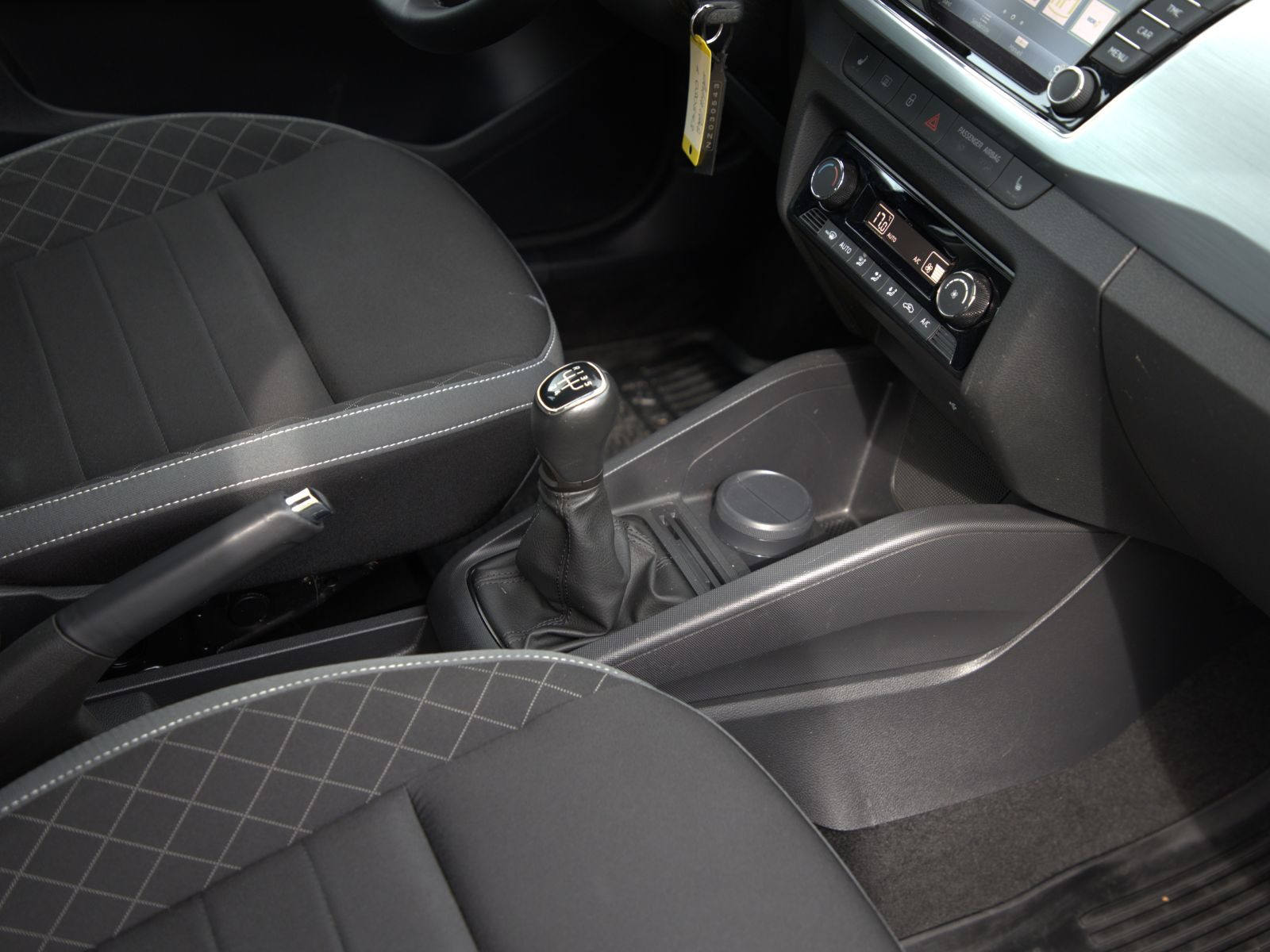 Skoda Fabia Combi Ambition 1.0 TSI GRA Sitzhzg Car Play