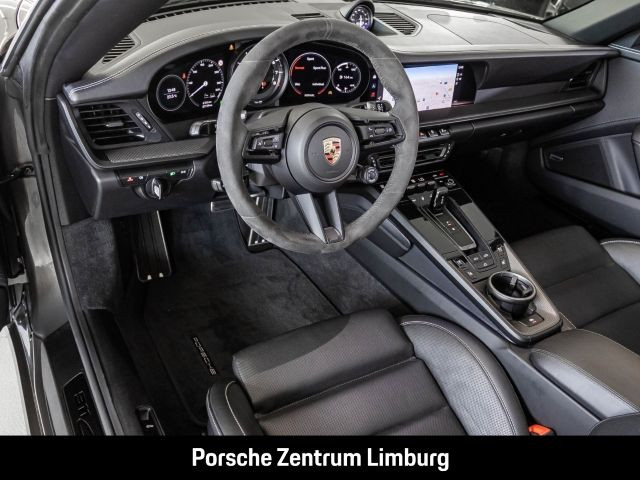 Porsche 992 911 Carrera 4 GTS Cabriolet InnoDrive PDCC