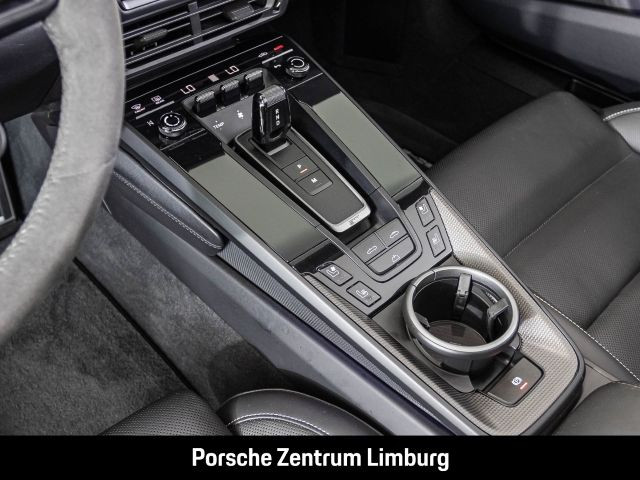 Porsche 992 911 Carrera 4 GTS Cabriolet InnoDrive PDCC