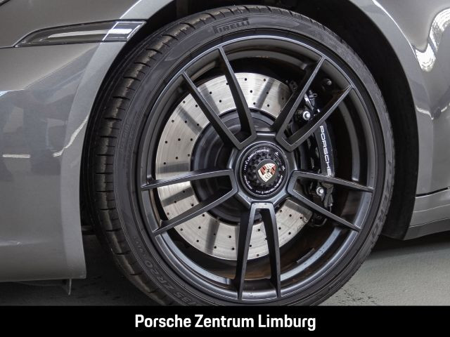 Porsche 992 911 Carrera 4 GTS Cabriolet InnoDrive PDCC
