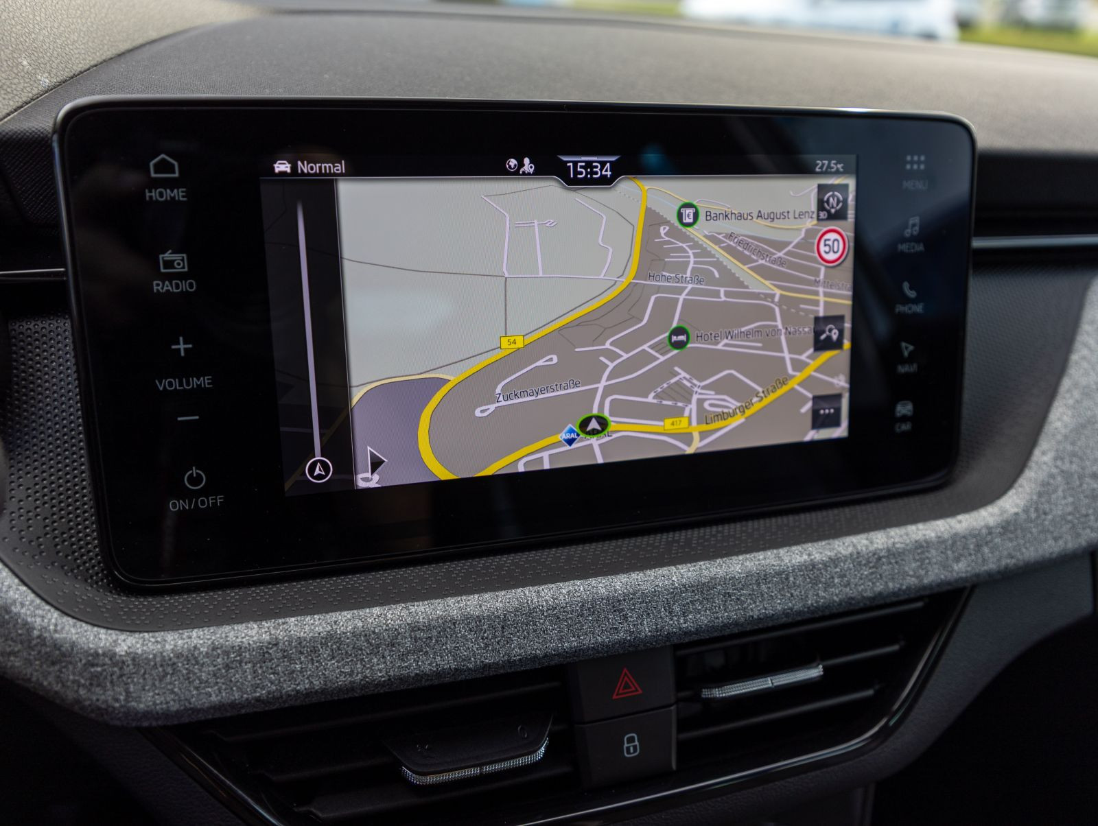 Skoda Kamiq Tour 1.5 TSI DSG EPH GRA LED Sitzhzg