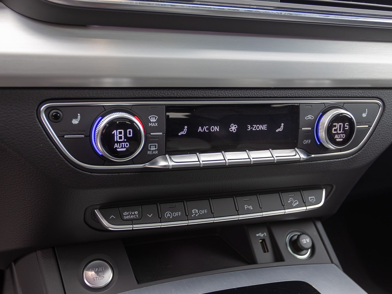 Audi Q5 S line 40TDI qu Stronic Navi Matrix Panorama ACC AHK